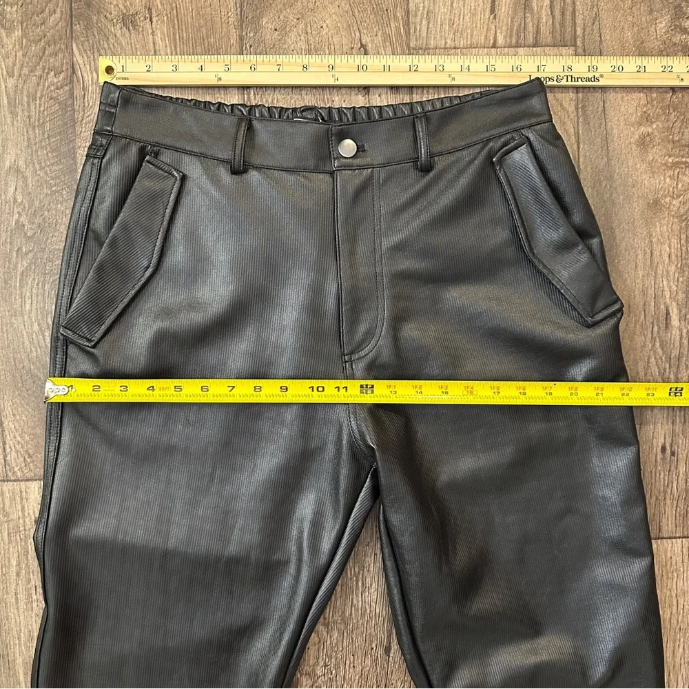 Forever 21 Faux Leather Pants Men’s Size 36 Black
